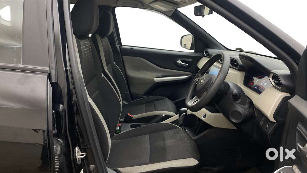 Nissan Magnite 1.0 Xv Premium Turbo Cvt, 2022, Petrol