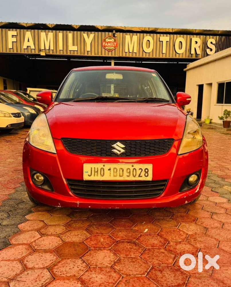 Maruti Suzuki Swift Vxi + Manual, 2013, Petrol