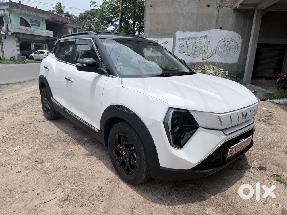 Mahindra Xuv 3xo Ax7l 1.2 Petrol At (pg), 2026, Petrol