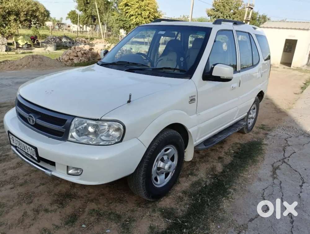 Tata Safari Dicor 2012
