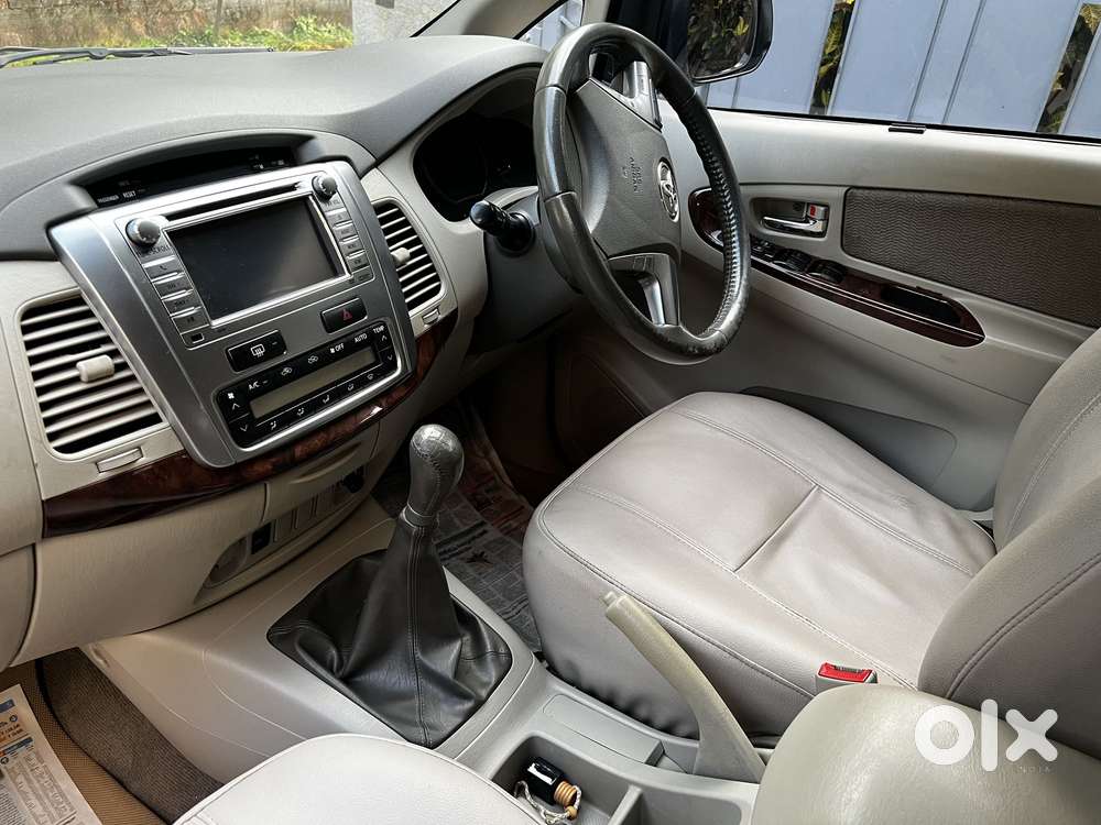 Toyota Innova 2.5 V 7 Str, 2014, Diesel