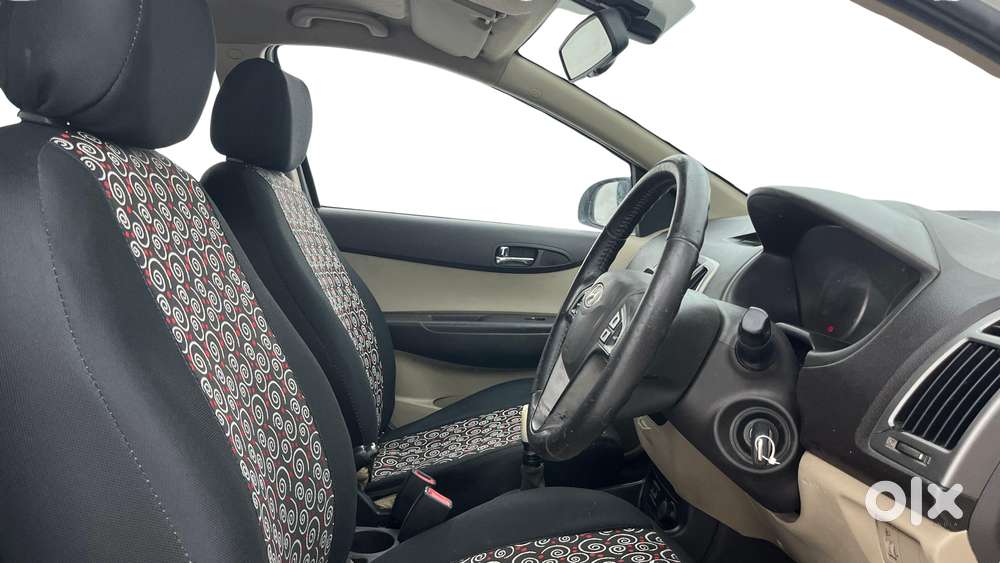 Hyundai I20 Sportz 1.4 Crdi, 2013, Diesel