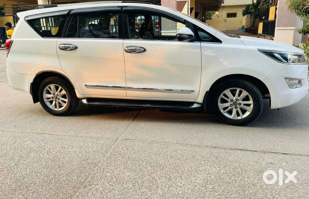 Toyota Innova Crysta 2.4 G Mt 8s, 2018, Diesel