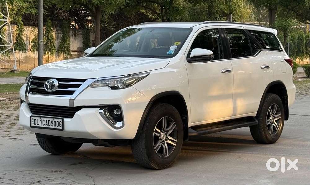 Toyota Fortuner 3.0 4x2 Automatic, 2020, Petrol