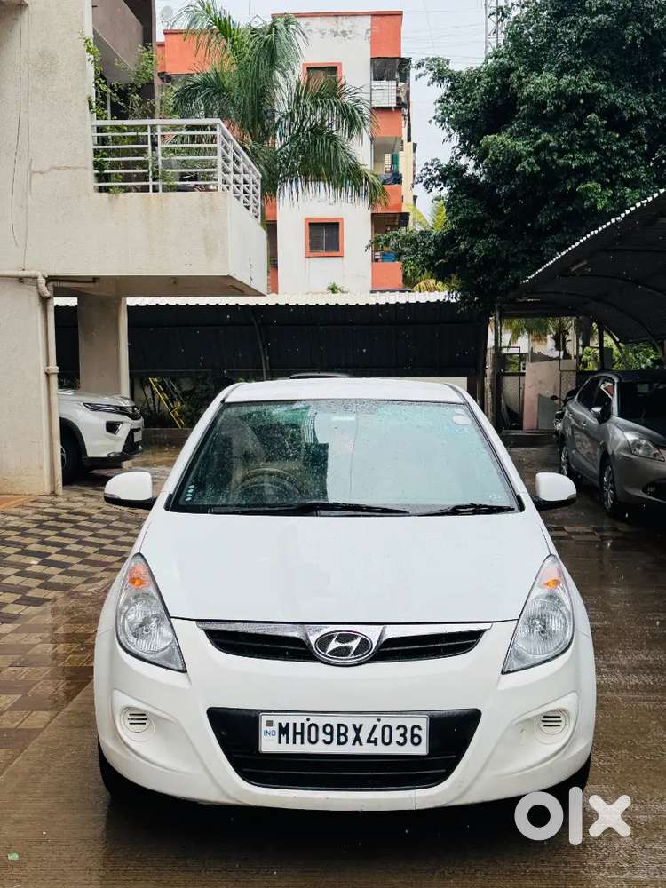 Hyundai I20 Sports Petrol Cng 2011 Insurance Valid 215000 Negotiable