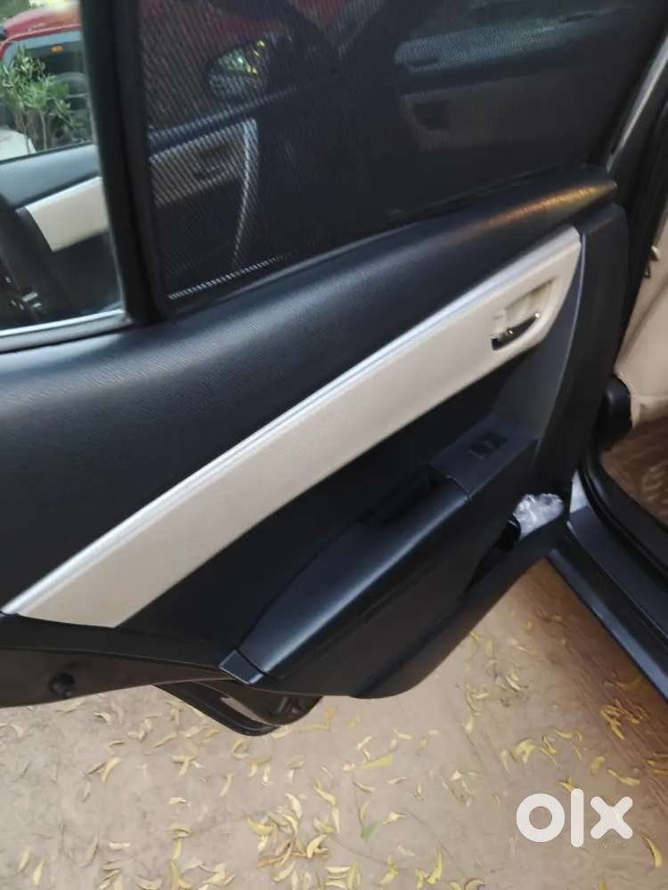 Toyota Corolla Altis 2016 Cng & Hybrids 111050 Km Driven