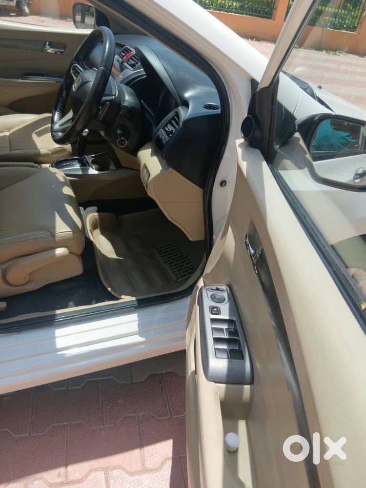 Honda City 2011-2013 1.5 V At Sunroof, 2013, Petrol