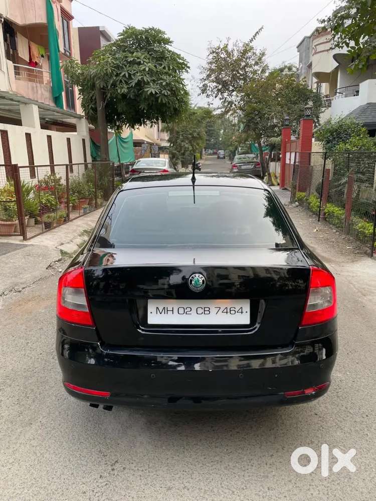 Skoda Laura 2011 Petrol Well Maintained