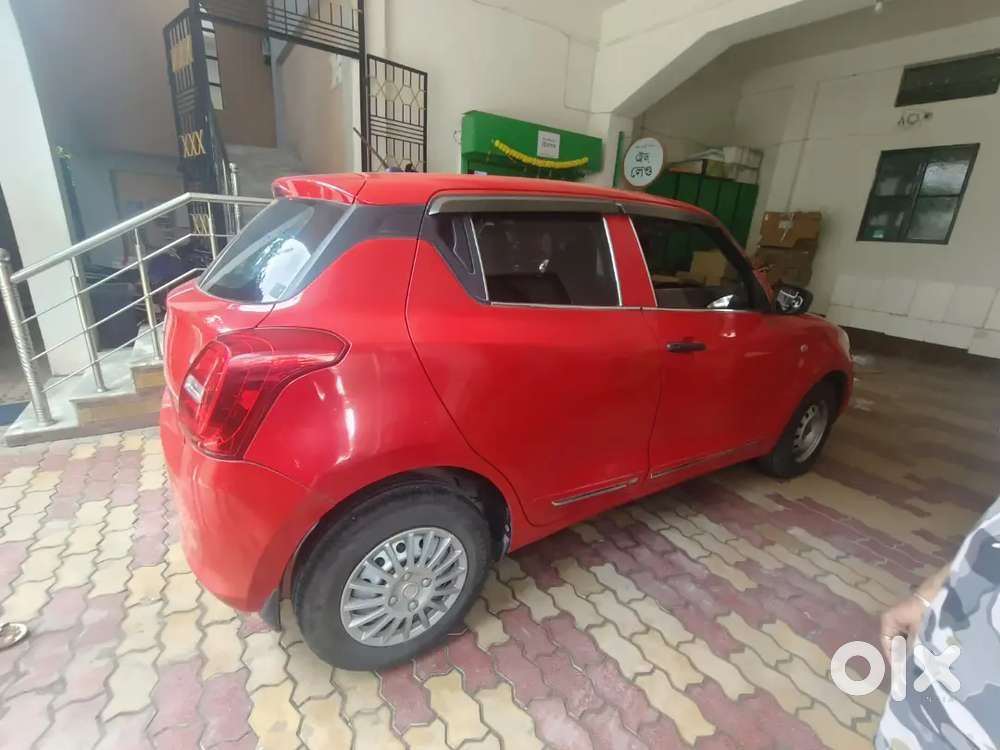 Maruti Suzuki Swift 2019 Petrol 70000 Km Driven