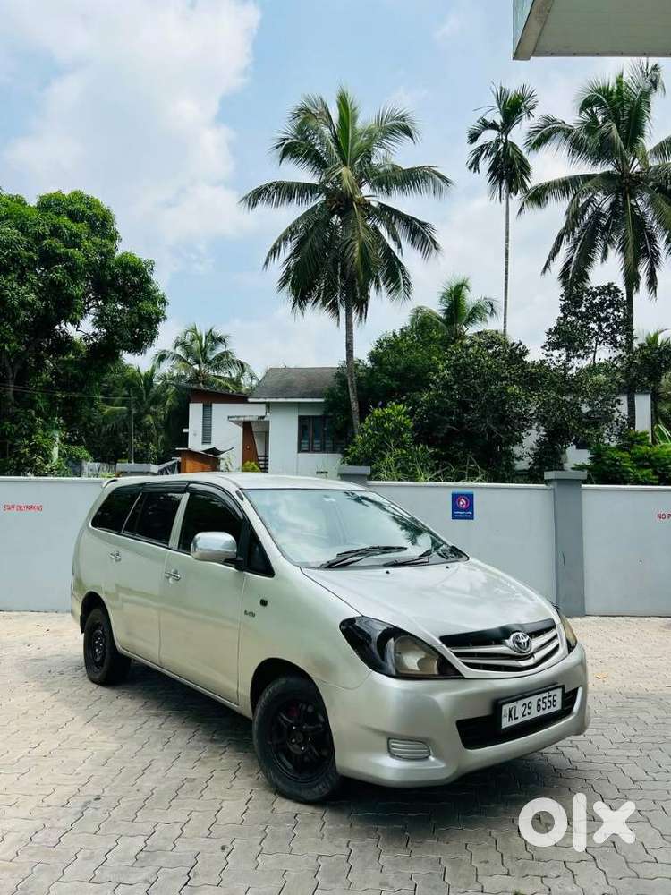 Toyota Innova 2.5 E 8 Str, 2007, Diesel