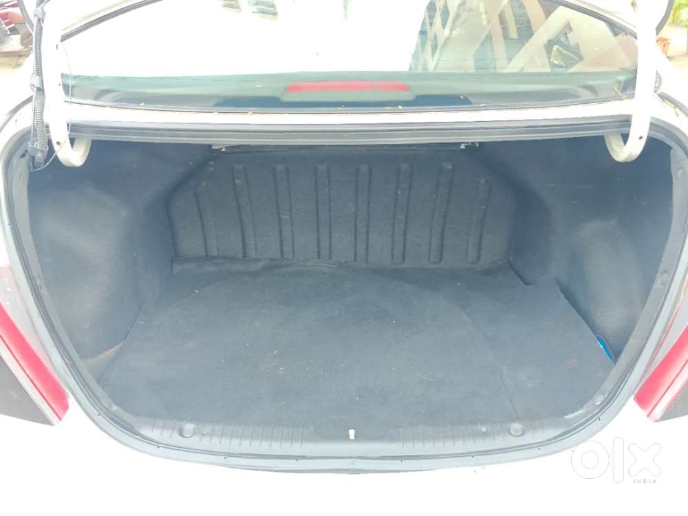 Hyundai Verna 1.6 Sx Vtvt (o) At, 2015, Petrol