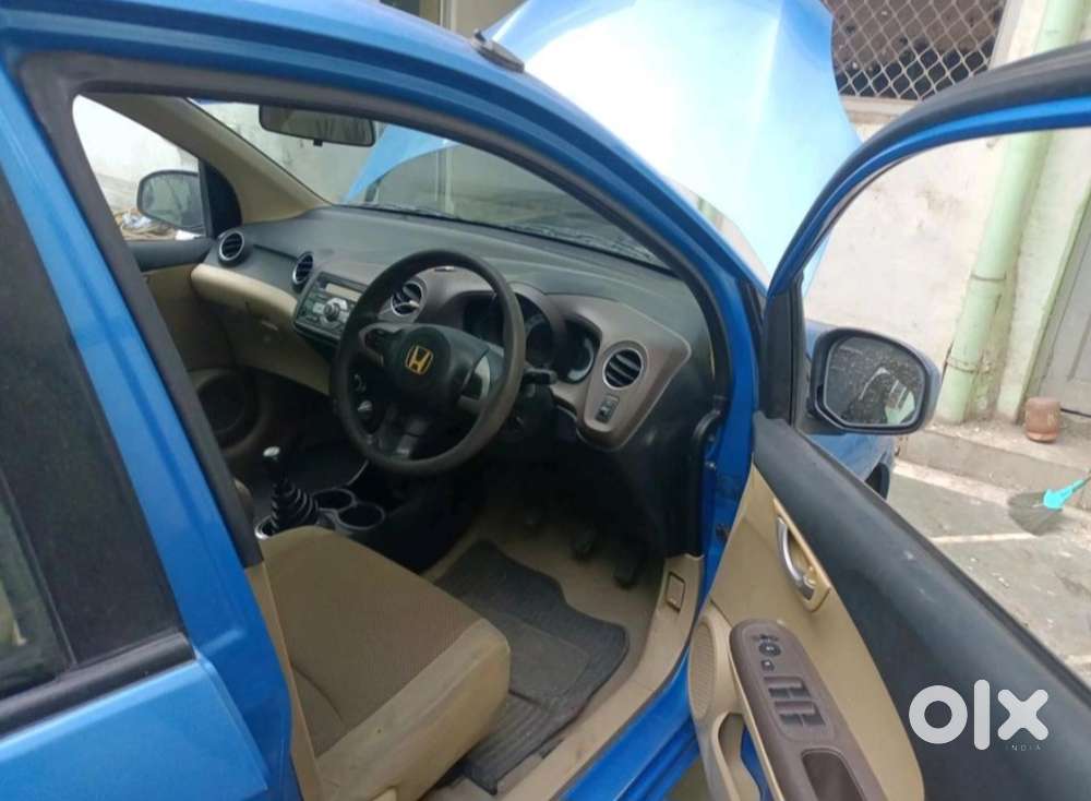 Honda Brio 2011-2013 V Mt, 2012, Petrol