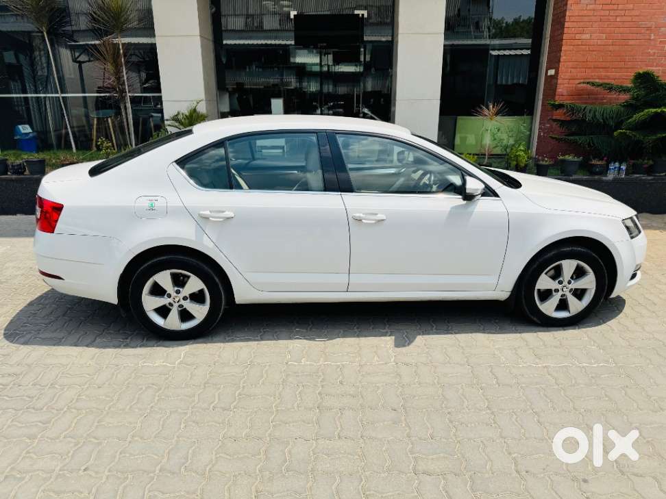 Skoda Octavia 2.0 Tdi At Style Plus, 2017, Diesel