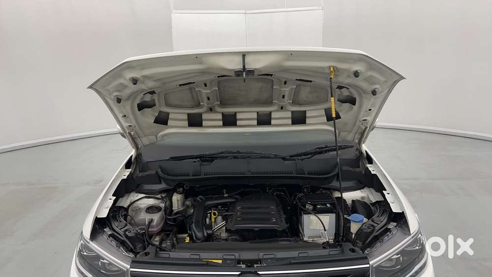 Volkswagen Taigun Topline 1.0 Tsi At (electric Seats), 2022, Petrol