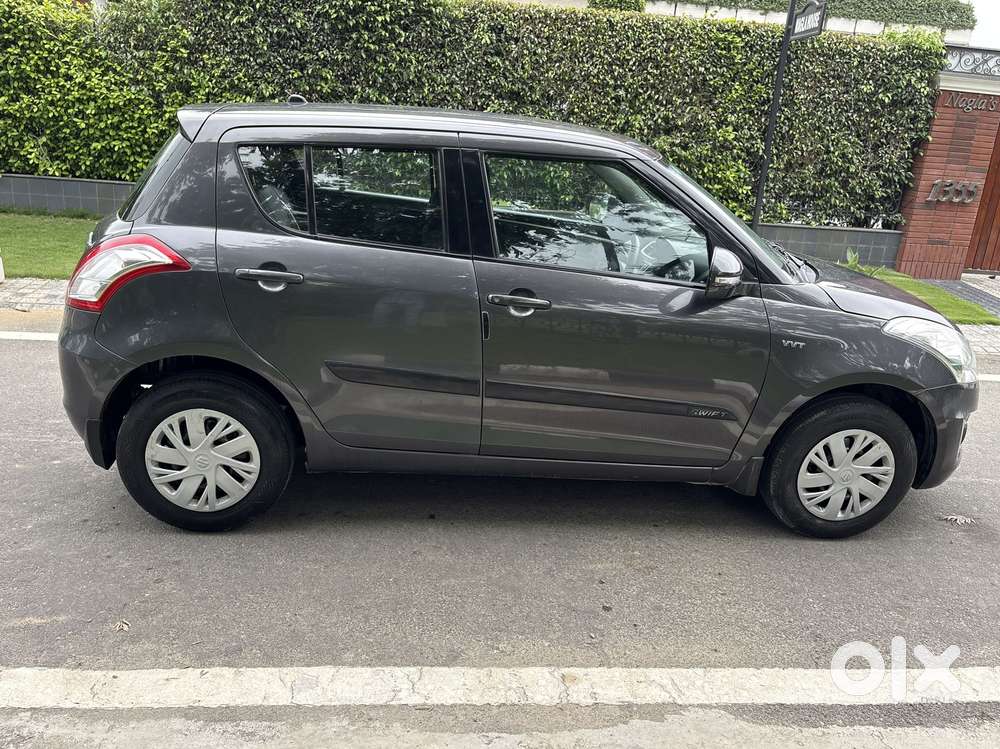Maruti Suzuki Swift Vxi + Manual, 2016, Petrol