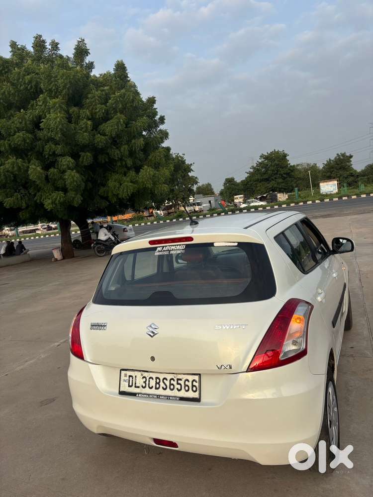 Maruti Suzuki Swift 2012 Petrol 38900 Km Driven