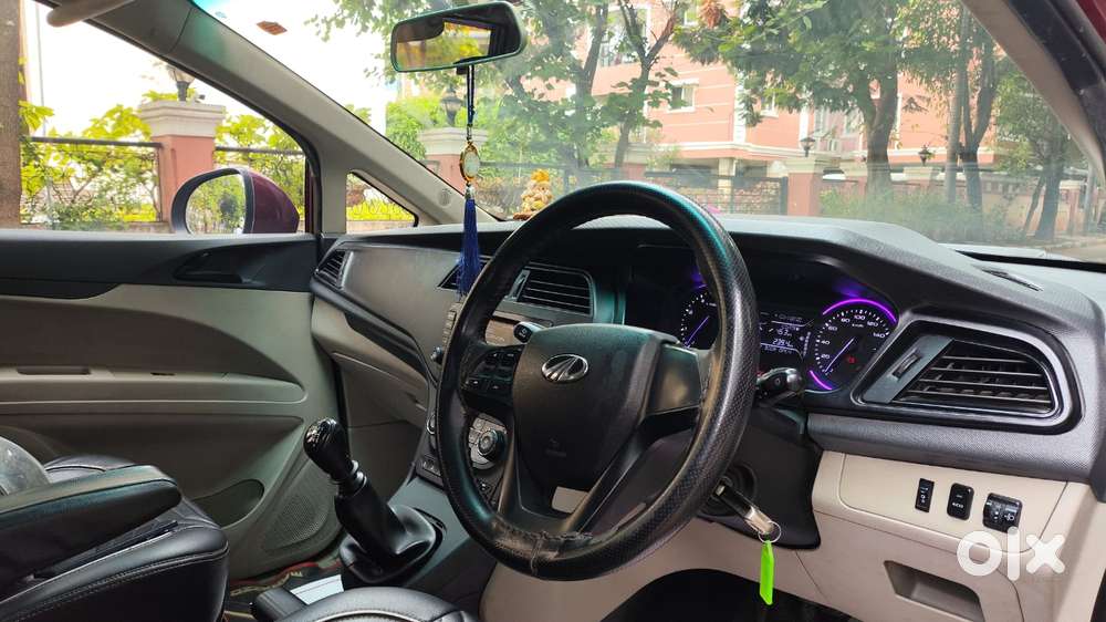 Mahindra Marazzo, 2020, Diesel