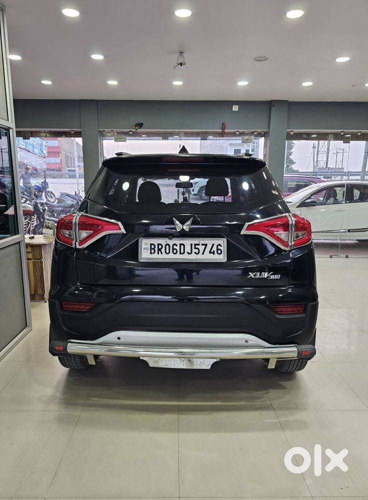 Mahindra Xuv300 W4, 2023, Petrol