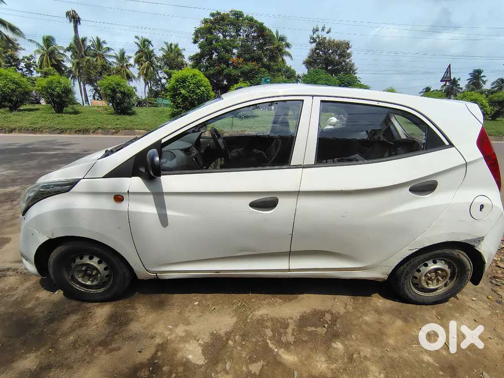 Hyundai Eon 2013 Variant