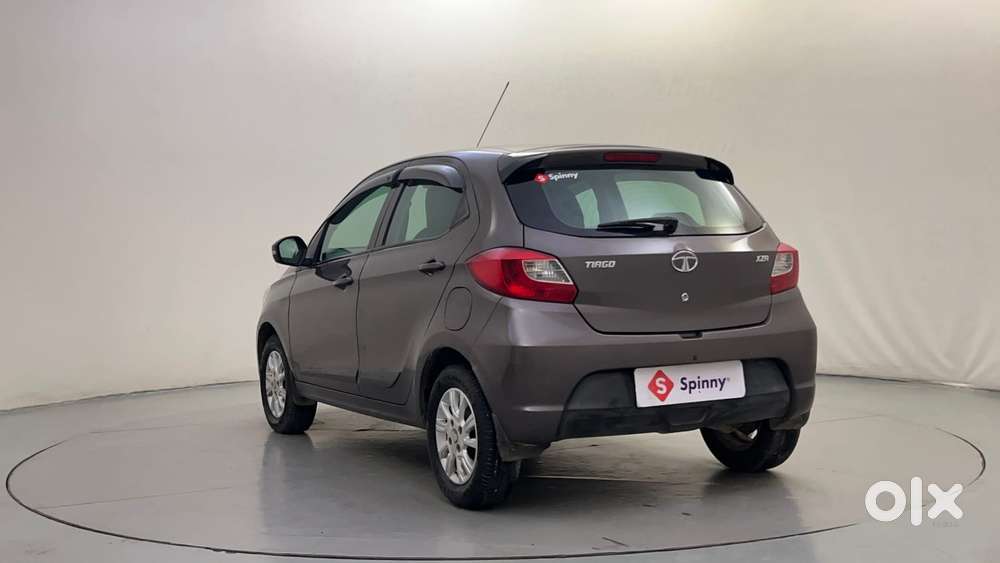 Tata Tiago Xza, 2018, Petrol