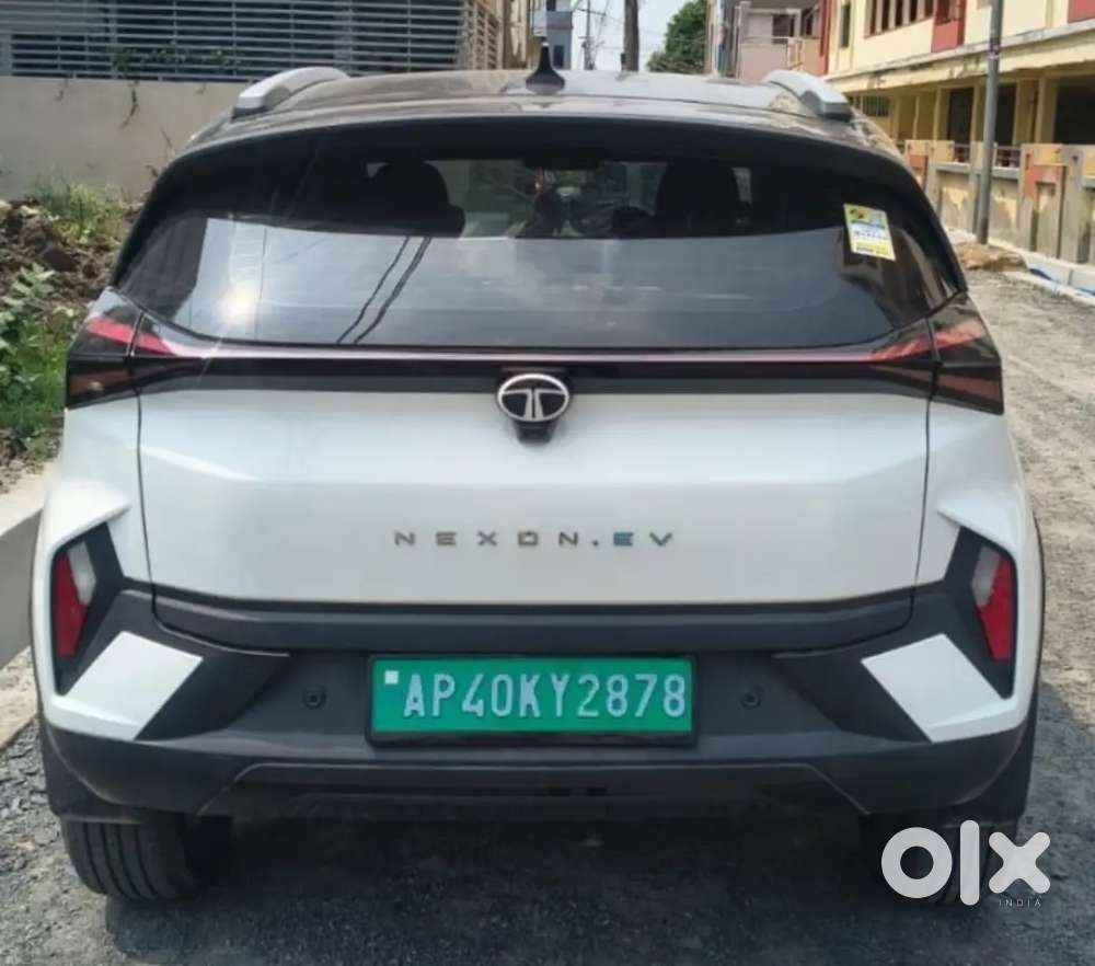 Tata Nexon Ev Fearless 45 Lr 2026