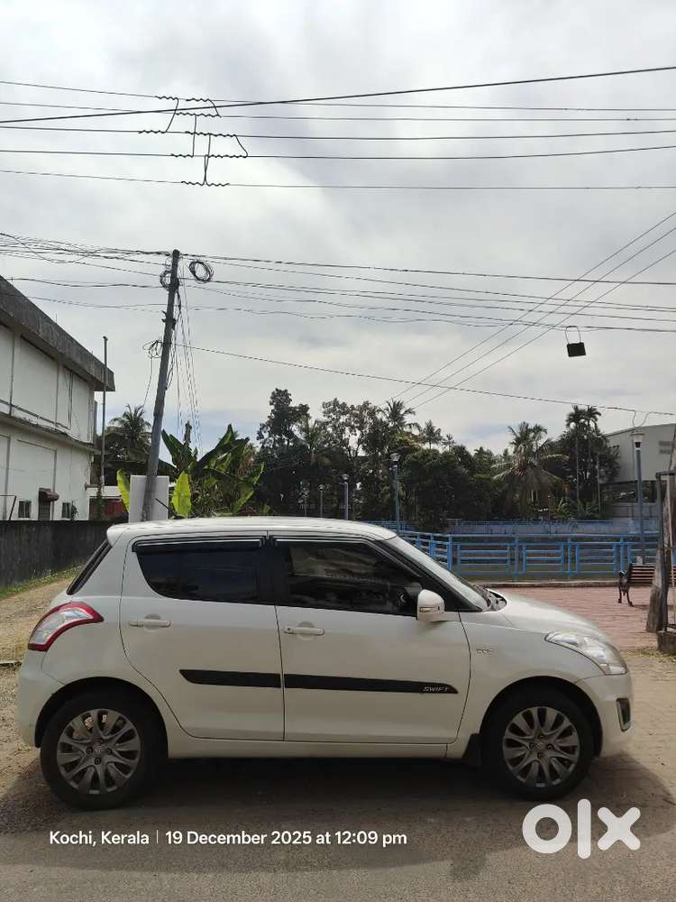 Maruti Suzuki Swift Vxi 2017