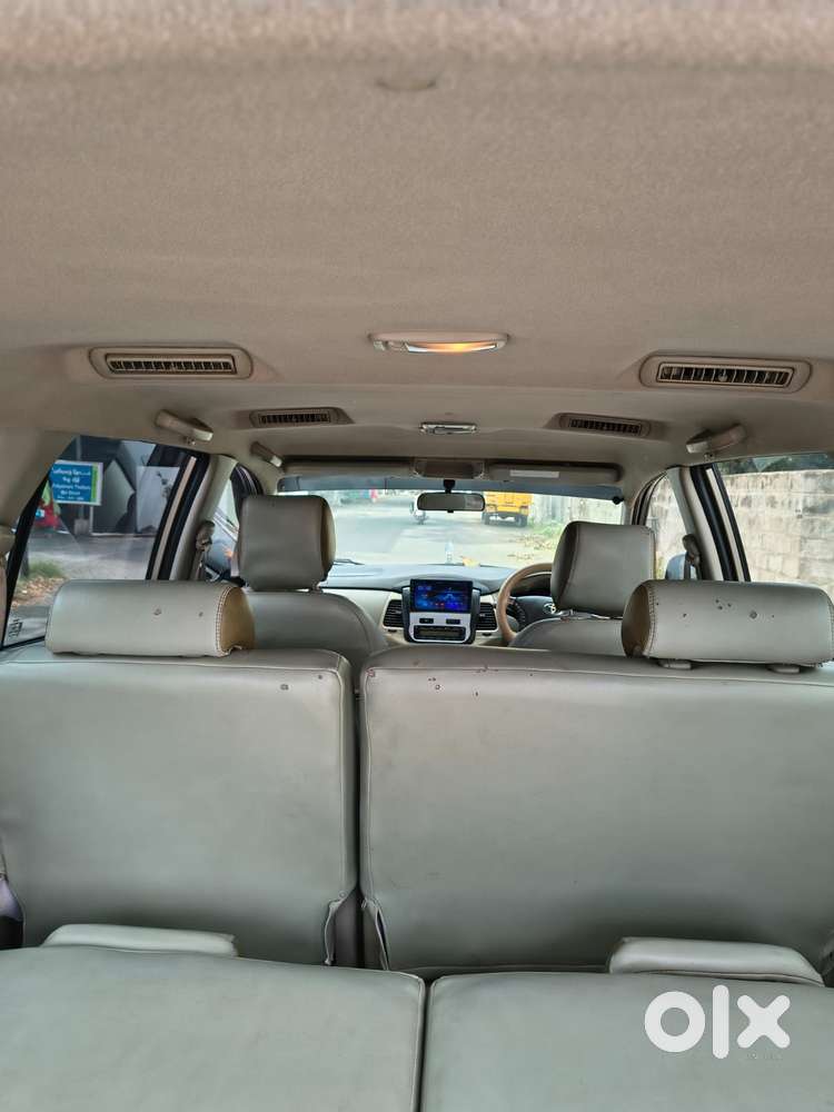 Toyota Innova Crysta 2.4 V 7 Str, 2012, Diesel
