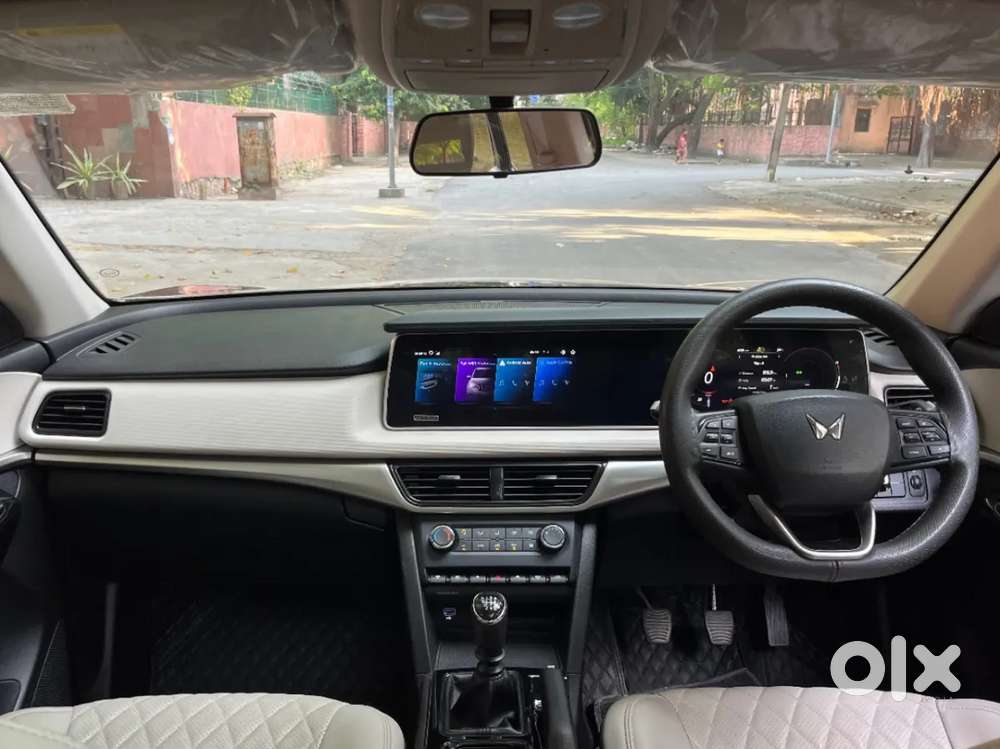 Mahindra Xuv700 2.2 Ax 5 Diesel Mt 7 Str, 2024, Diesel