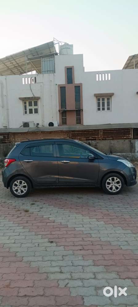 Hyundai Grand I10 2013-2016 Sportz, 2014, Petrol