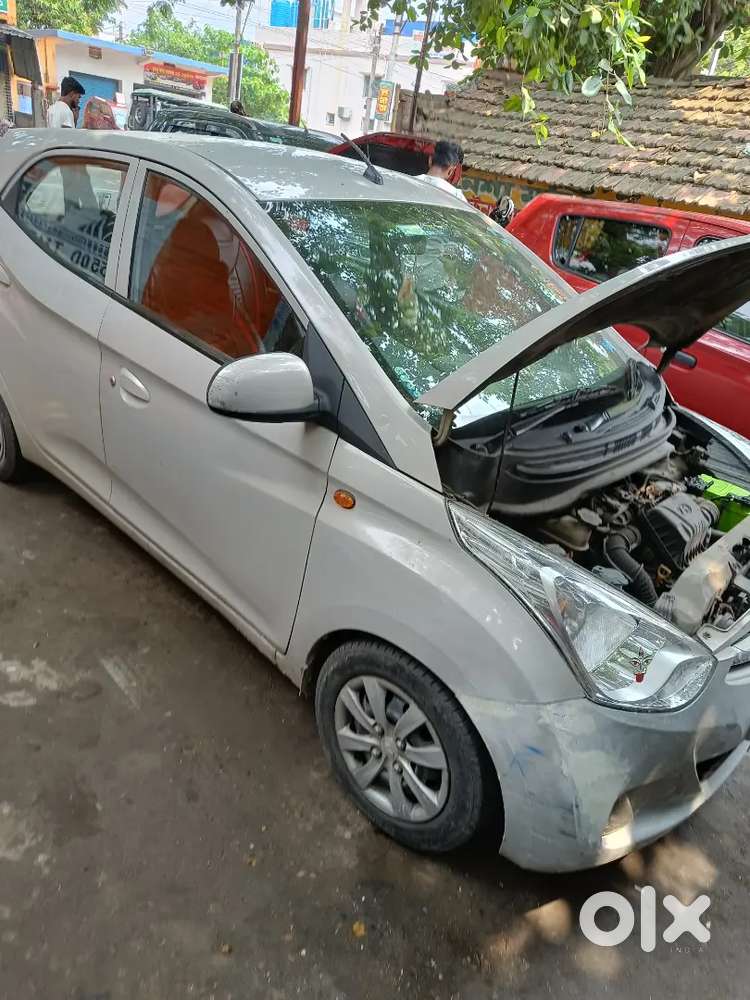 Hyundai Eon Sportz 2012