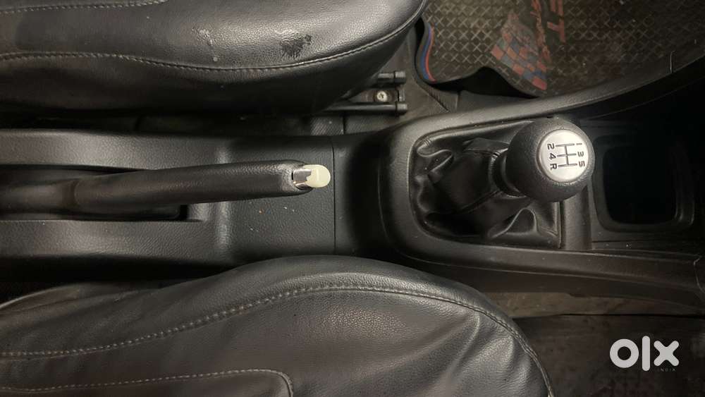 Maruti Suzuki Swift Zxi, 2015, Petrol