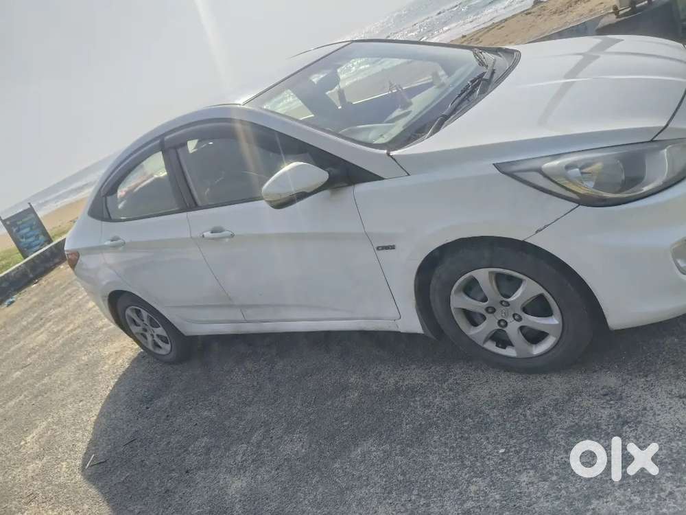 Hyundai Verna 1.6 Sx Crdi 2012