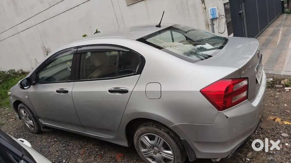 Honda City Petrol And Cng On Paper