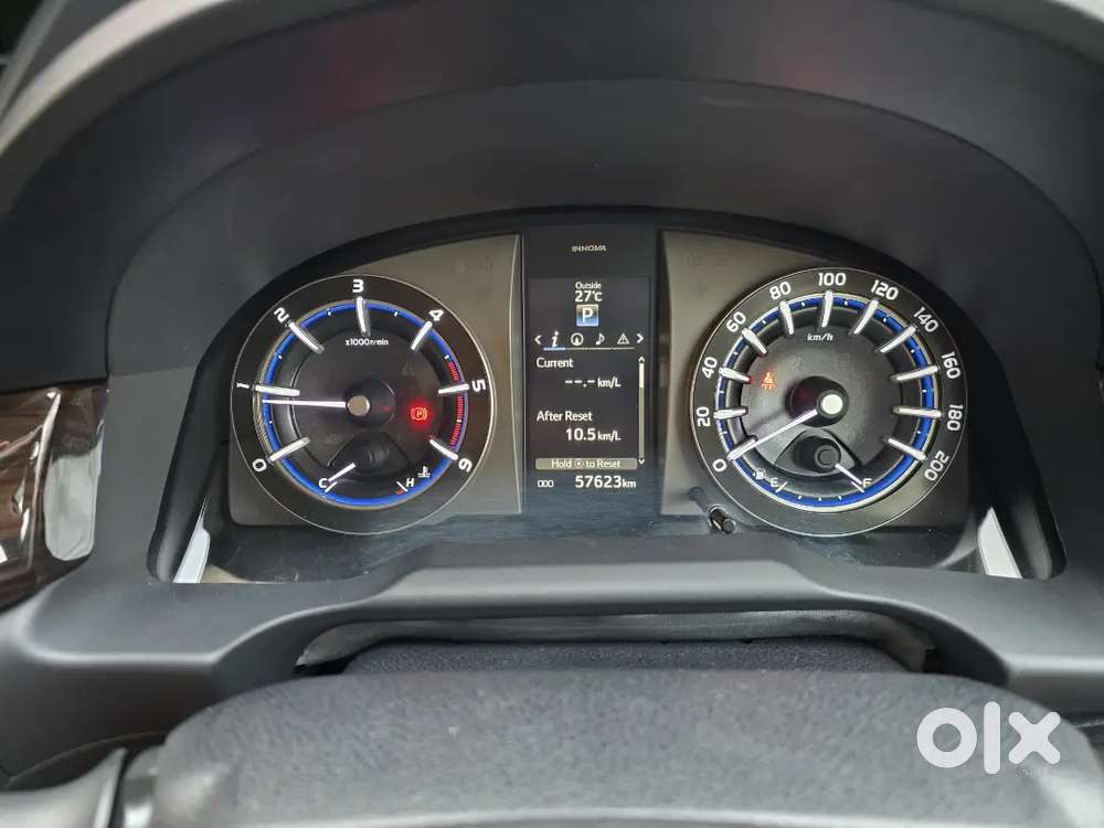 Toyota Innova Crysta 2017 2.8 Zx At 7s 58000km Excellent Condition