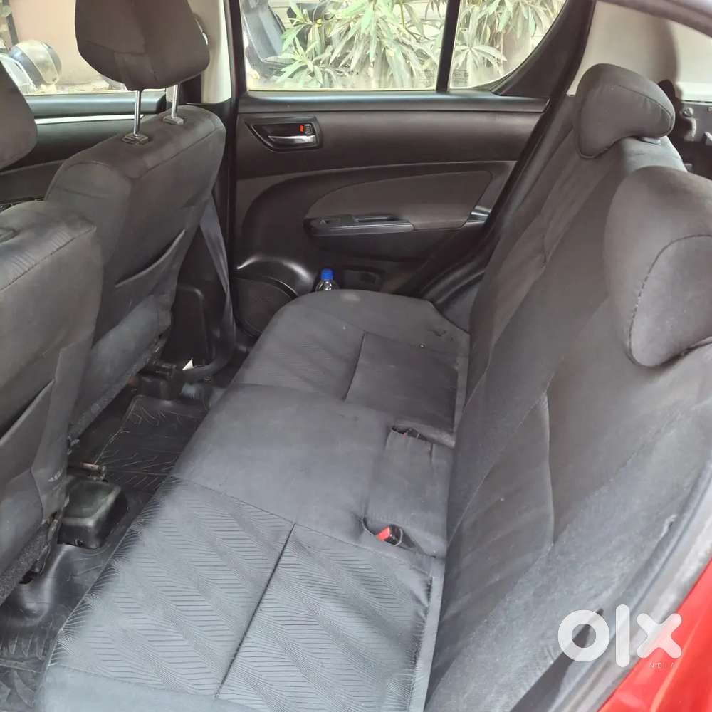 Maruti Suzuki Swift Petrol, 2012, Automatic