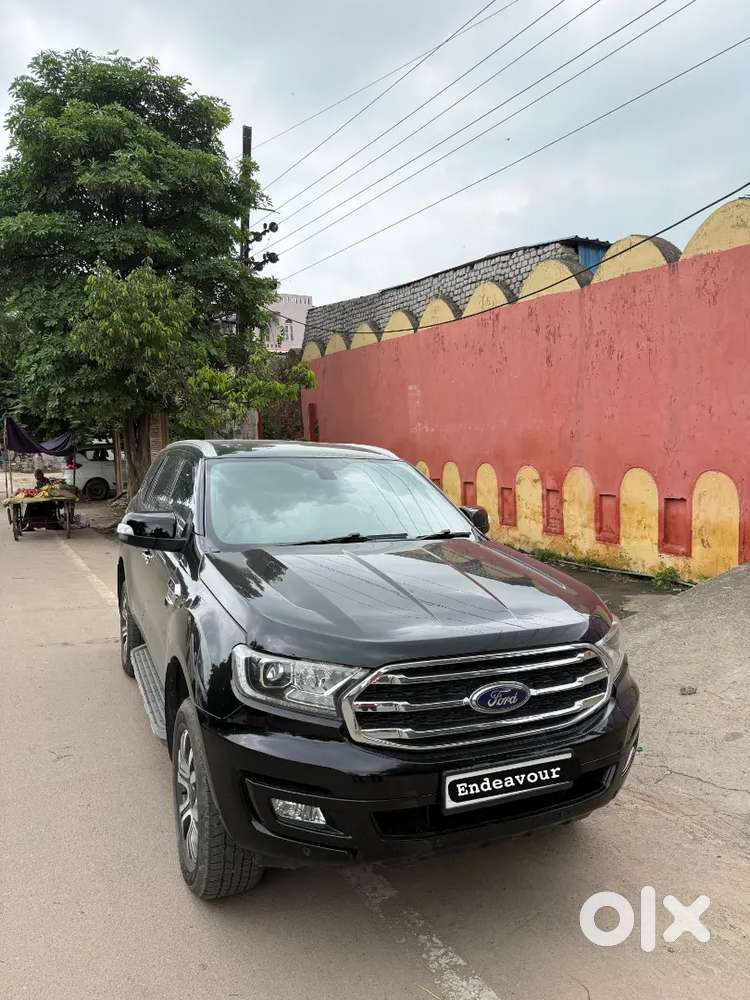 Ford Endeavour Top Model In Showroom Condition