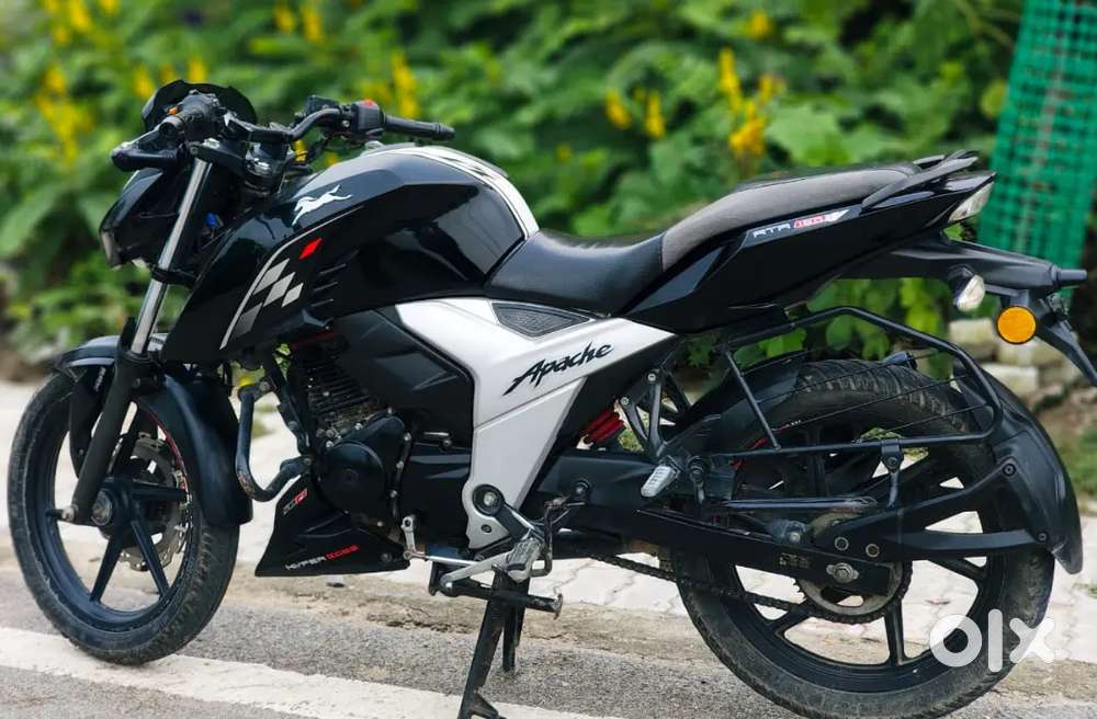 4v Black Apache Rtr4v 160 4v Bike Rtr4v 160 TVS APACHE RTR 160 4V