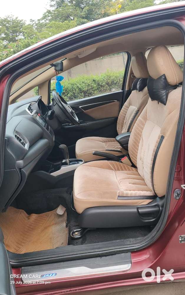 Honda Jazz Vx Cvt, 2015, Cng & Hybrids