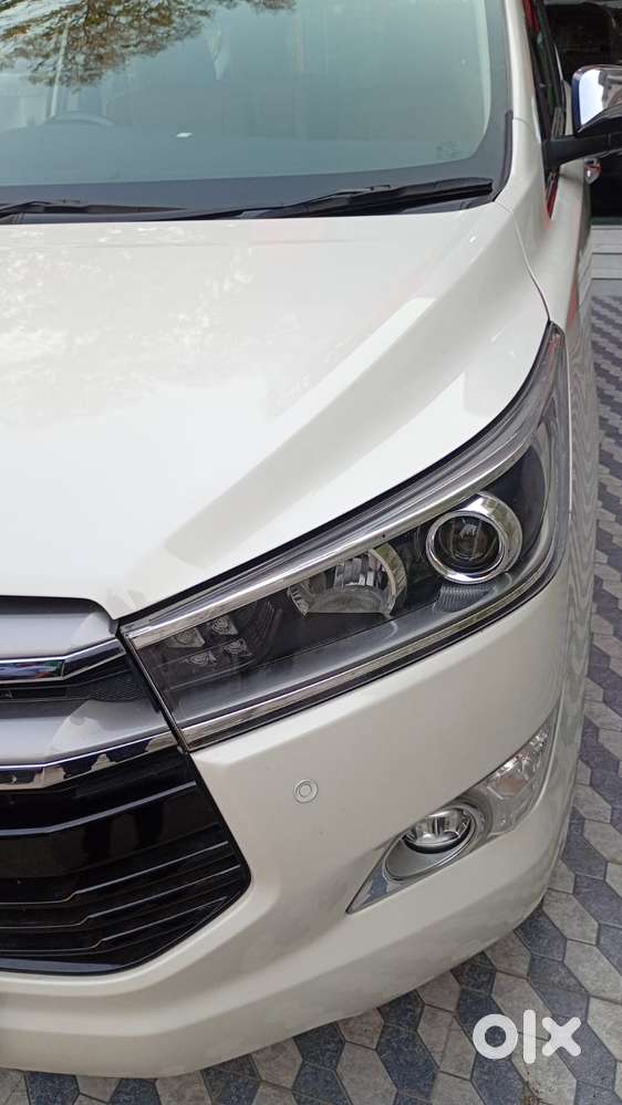 Toyota Innova Crysta 2.8z Automatic, 2019, Diesel