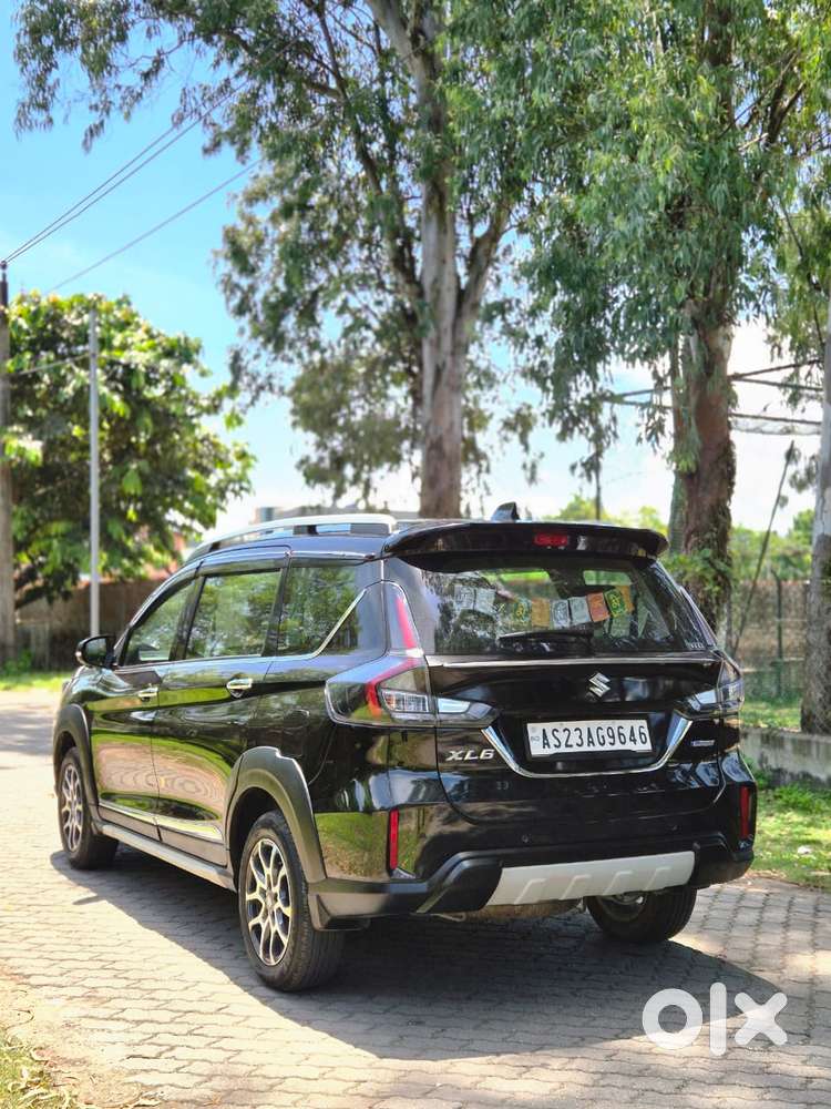 Maruti Suzuki Xl6 1.5 Alpha Mt, 2023, Petrol