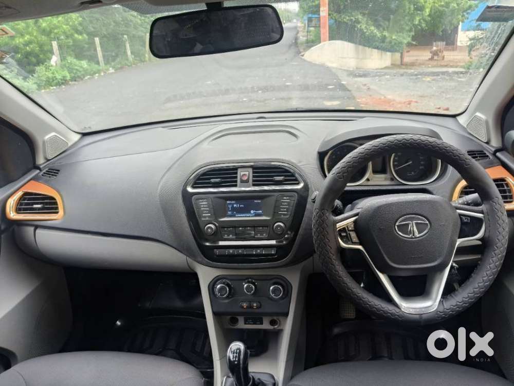 Tata Tiago Xz, 2016, Petrol