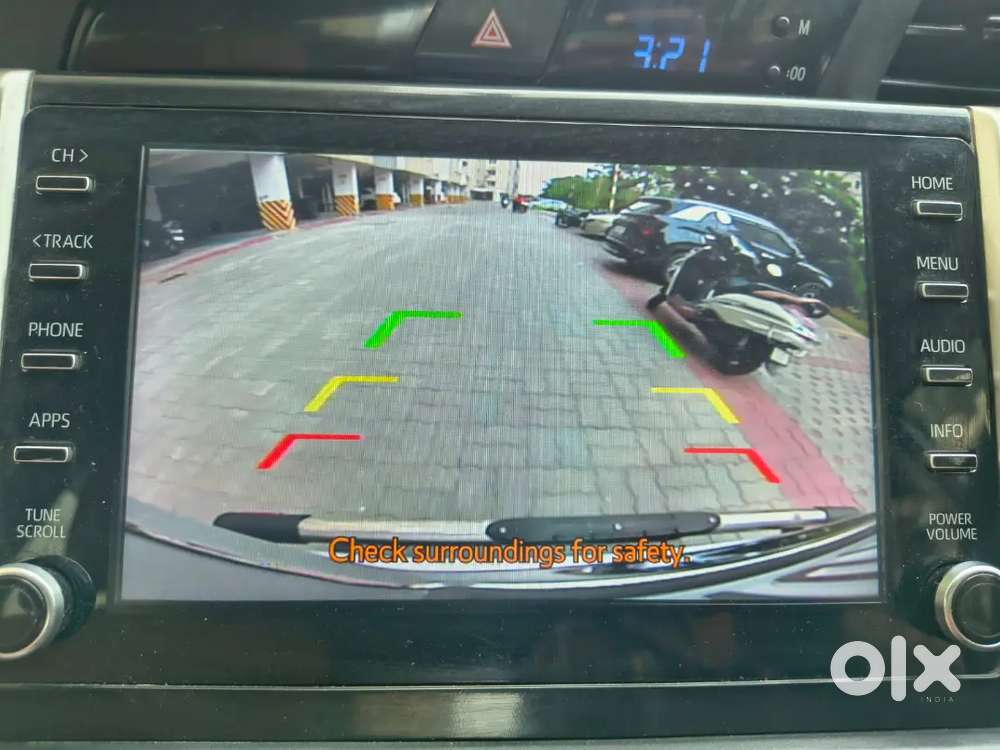 Toyota Innova Crysta 2023 Diesel 109000 Km Driven