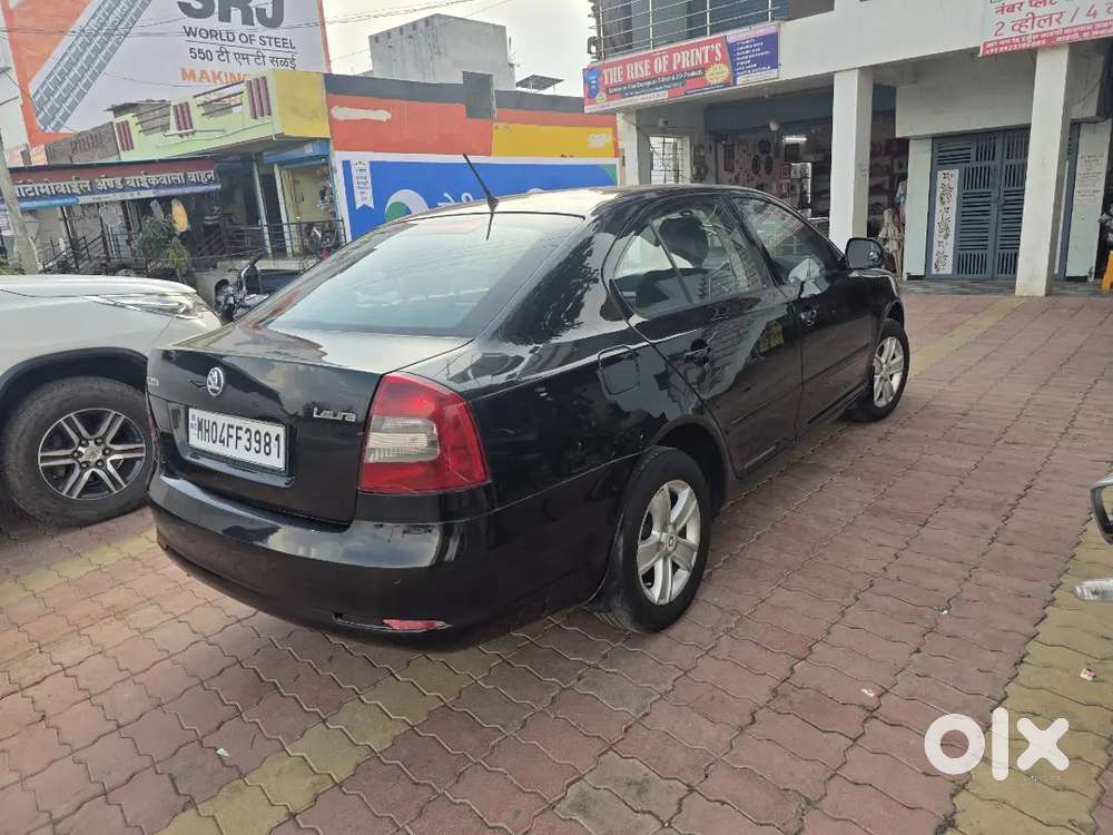 Skoda Laura 2011 Diesel 174850 Km Driven