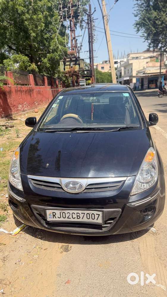 Hyundai I20 Sportz 1.4 Crdi 6 Speed Bs-iv, 2013, Diesel