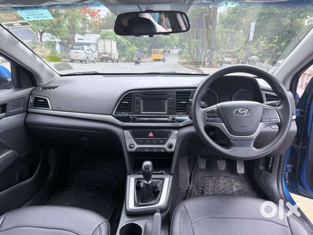 Hyundai Elantra 2.0 S, 2017, Petrol