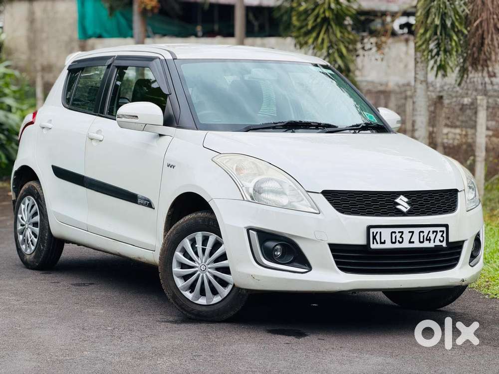 Maruti Suzuki Swift Vxi 1.2 Abs Bs-iv, 2015, Petrol