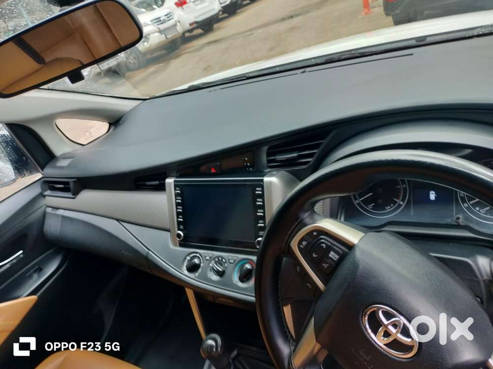 Toyota Innova Crysta 2.4 G Mt, 2022, Diesel