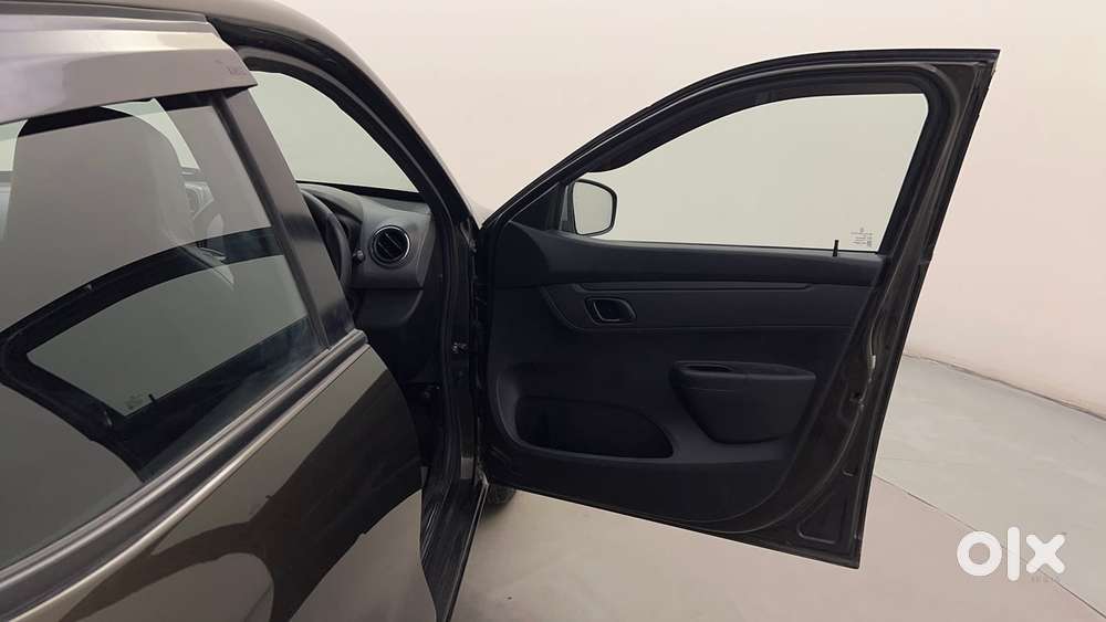 Renault Kwid 2019-ongoing 1.0 Rxl Amt, 2017, Petrol