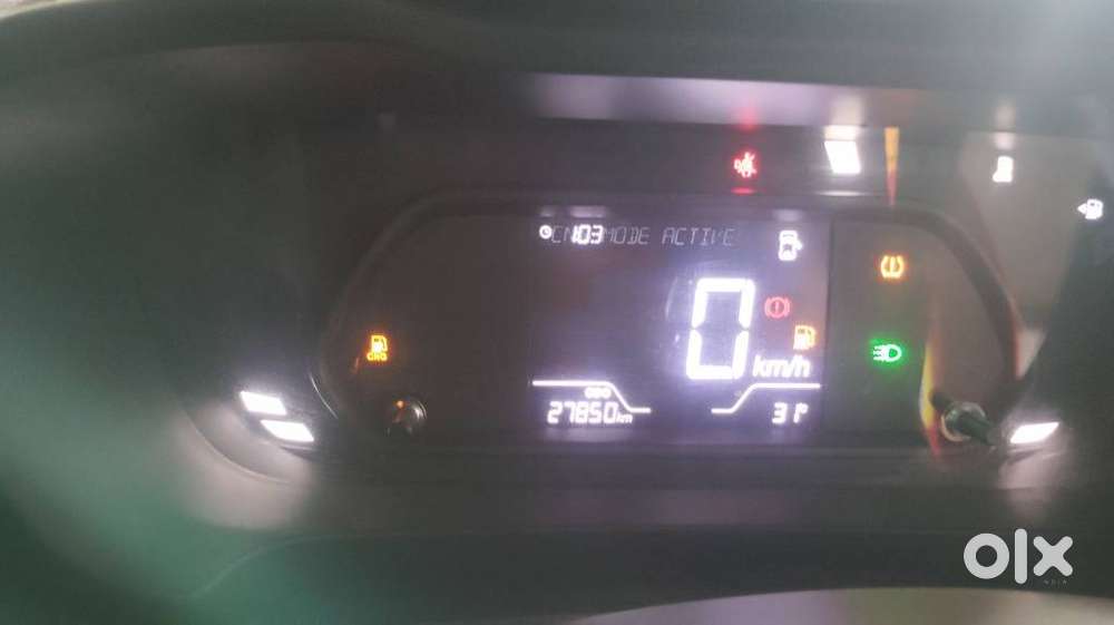 Tata Altroz Xz Plus (s) Icng, 2023, Cng & Hybrids