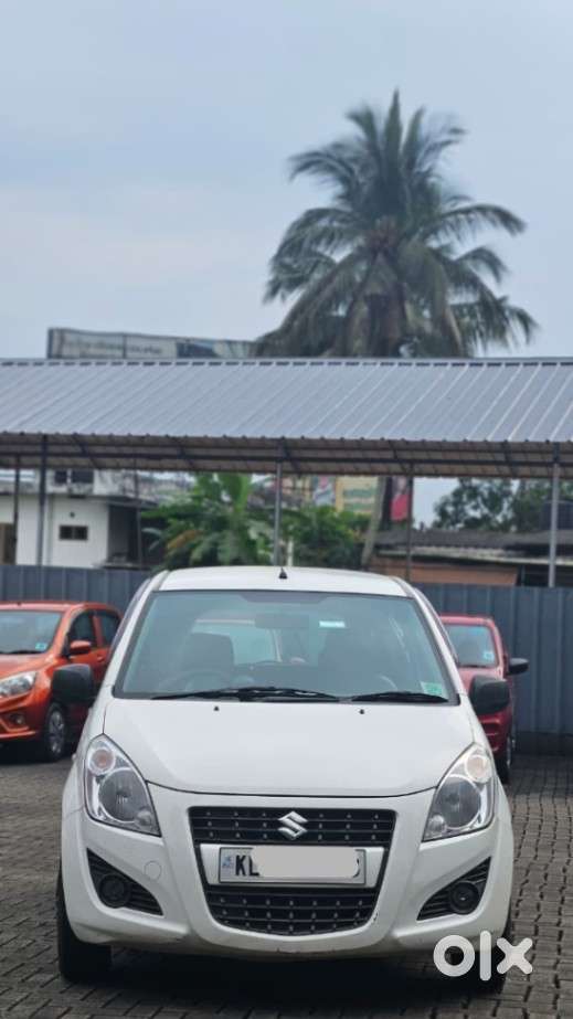 Maruti Suzuki Ritz Vxi, 2013, Petrol